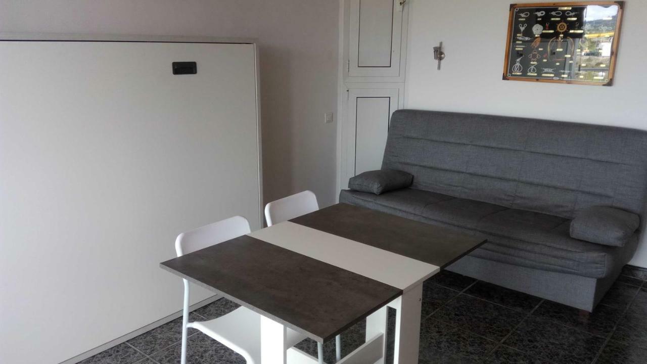 R&G Pineda Apartamento La Pineda Εξωτερικό φωτογραφία